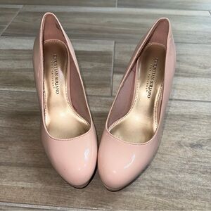 Christian Siriano Women's Pink (Blush/Nude) Pumps